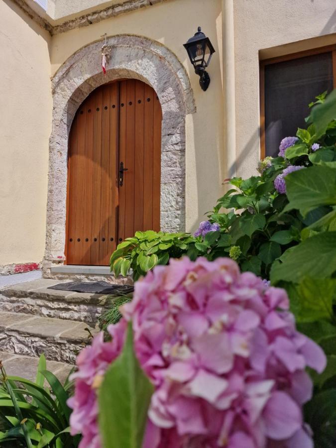 Palorto Traditional Hotel Gjirokastër Dış mekan fotoğraf