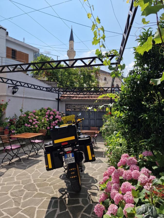 Palorto Traditional Hotel Gjirokastër Dış mekan fotoğraf