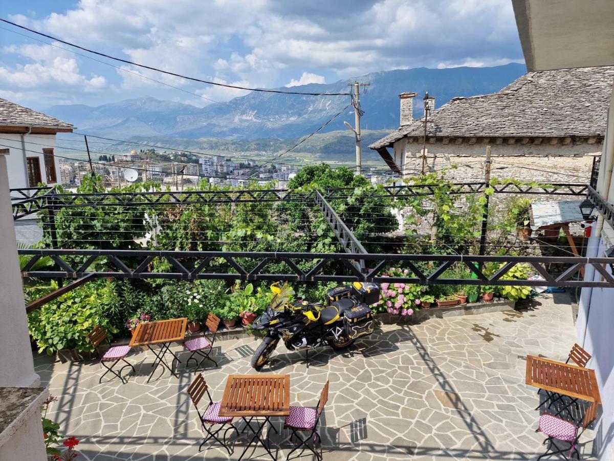 Palorto Traditional Hotel Gjirokastër Dış mekan fotoğraf